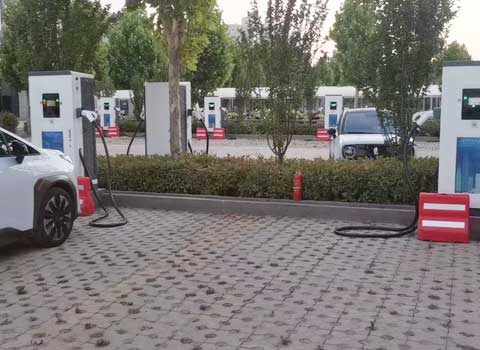 新能源驱动的光储一体化系统(图1)